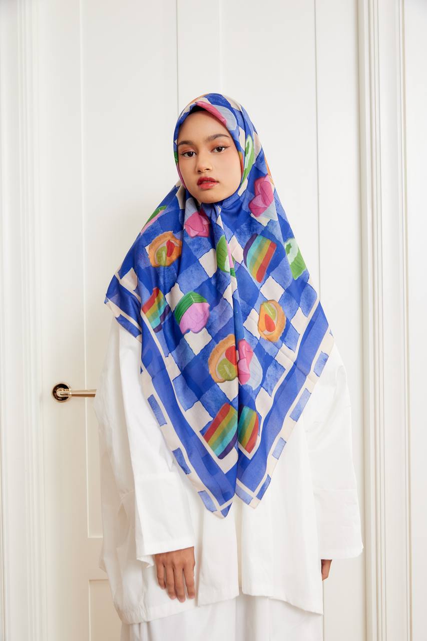 Scarf Printed 48" Laurel Kuih