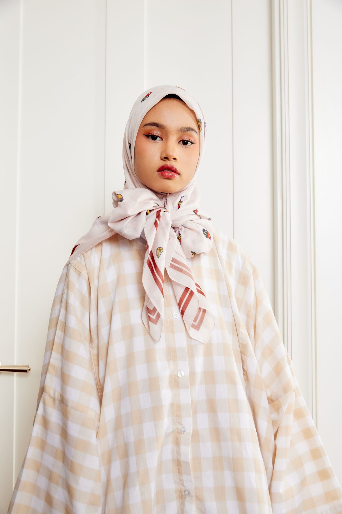 Scarf Printed 48" JunkFood Cream